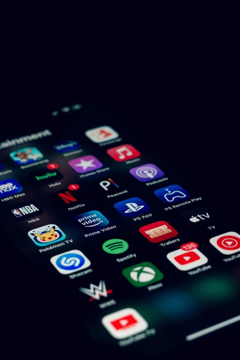 How does managed EDR help organizations automate threat detection and response processes?